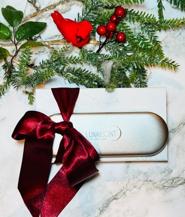 LUNAESCENT Deluxe Gift Set + Carry Case with Mirror by LUNAESCENT - Image 6